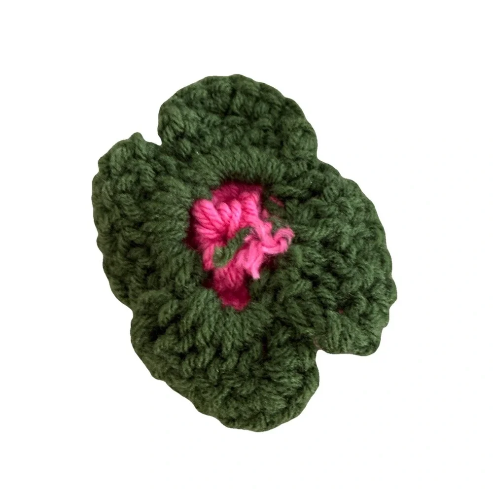 Handmade Two Color Flower Green Pink Crochet New